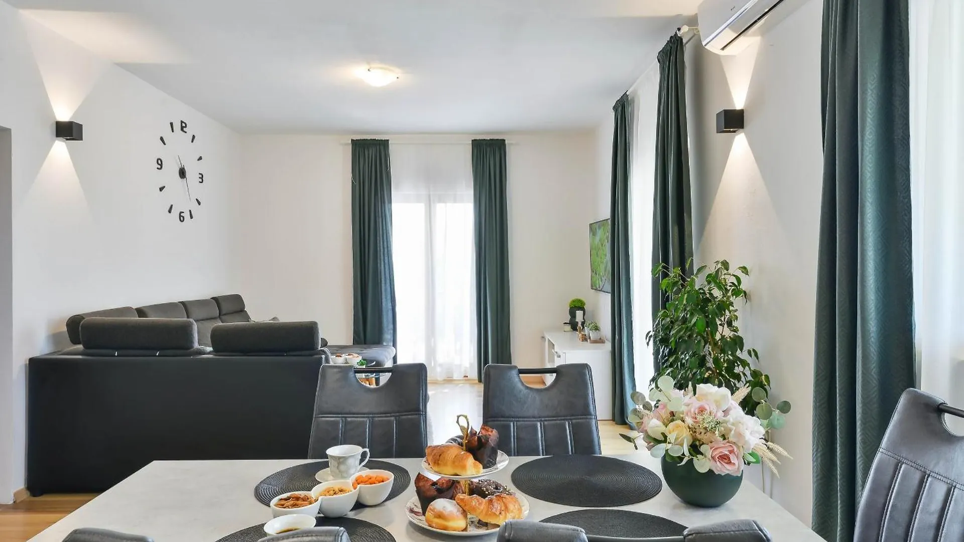 Holiday Home Antonia With Pool Galovac